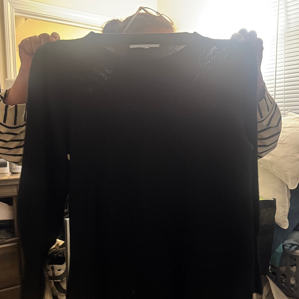 Hill house sweater with puffy sleeve black